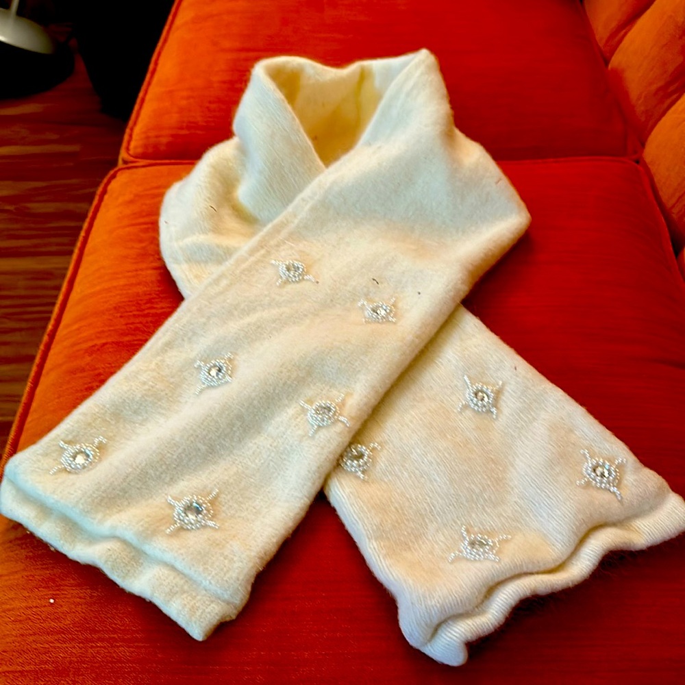 Adrienne Vittadini Knit Scarf